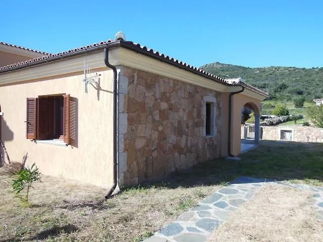 Villino Lu Mattoni Villa San Teodoro  Holiday home San Teodoro (Sardinia)
